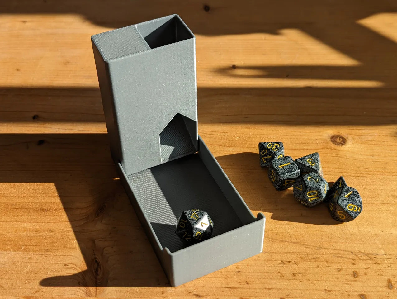 Portable dice tower